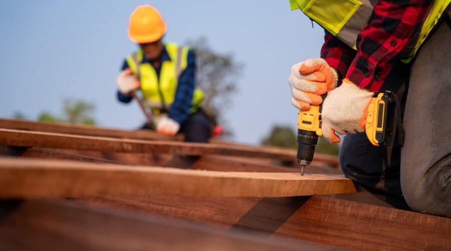Expert Emergency Roof Repairs services in Three Oaks, MI